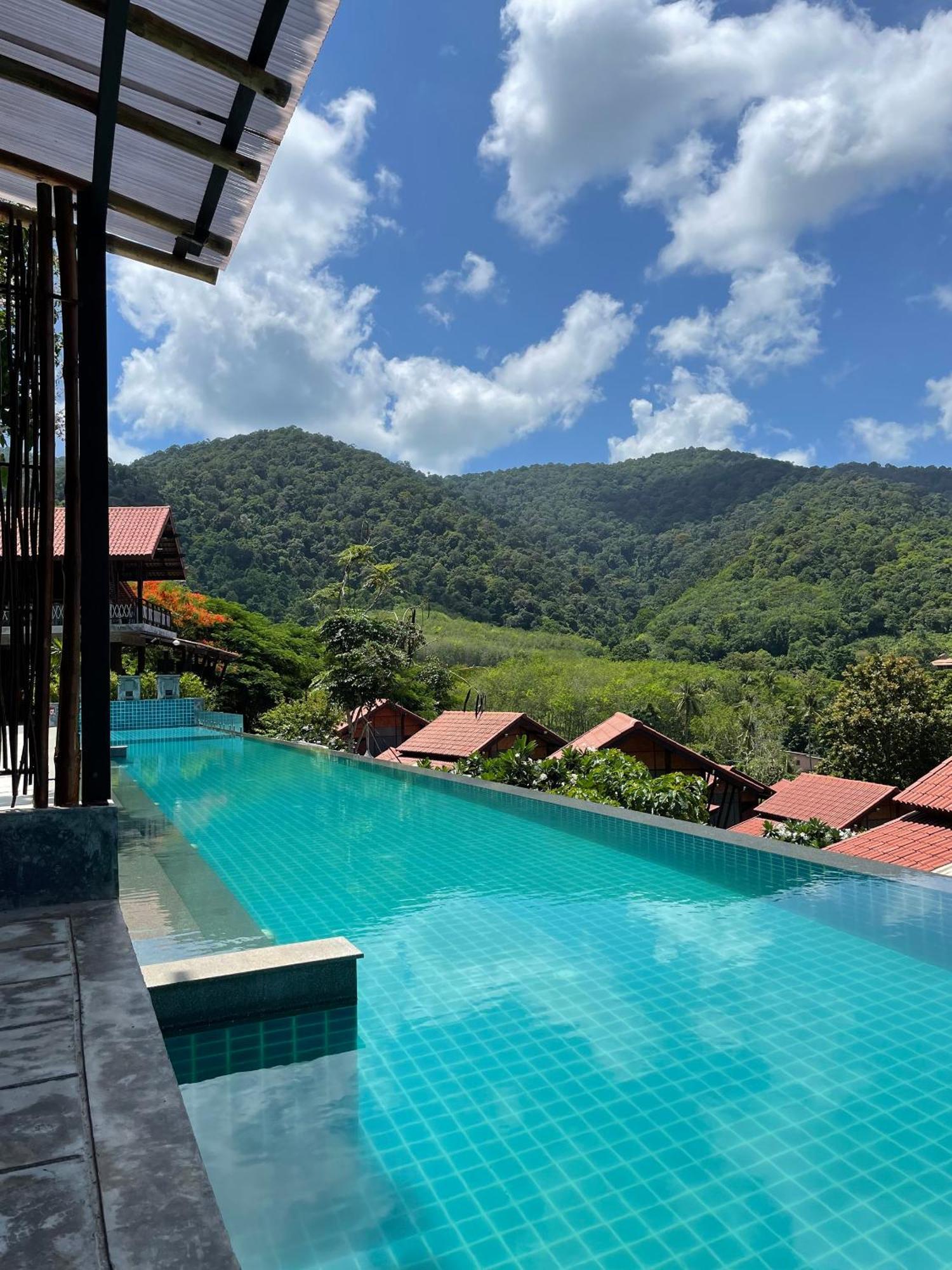 Alama Sea Village Resort - Sha Extra Plus Ko Lanta Buitenkant foto