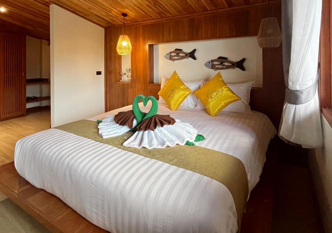 Alama Sea Village Resort - Sha Extra Plus Ko Lanta Buitenkant foto